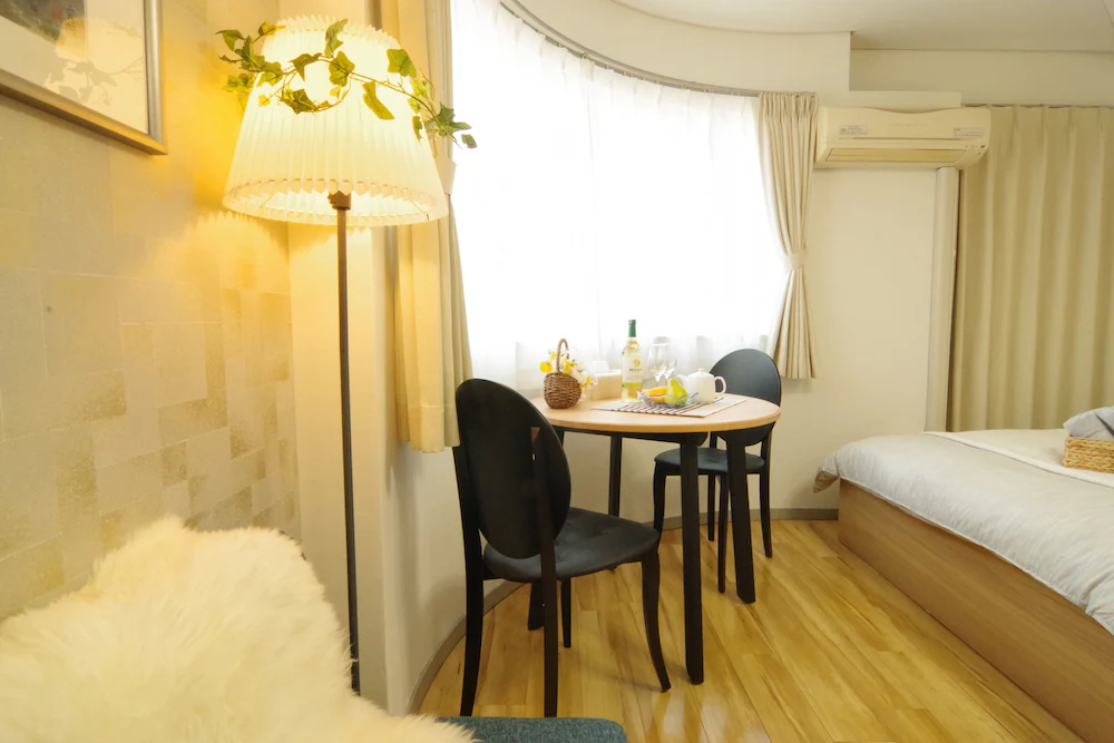 Dotonbori Higashi Art Hotel