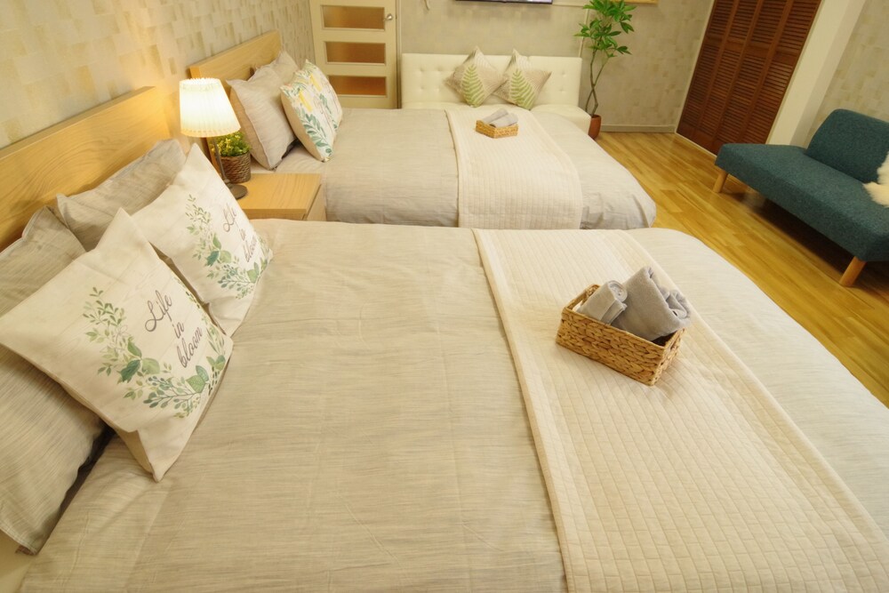 Dotonbori Higashi Art Hotel