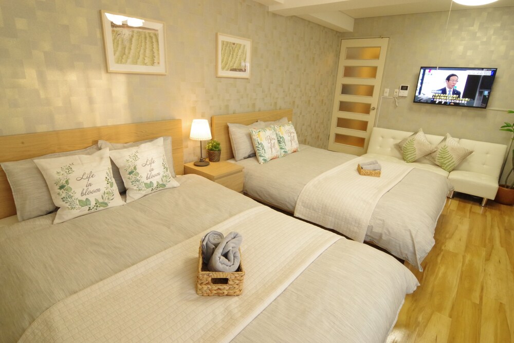 Dotonbori Higashi Art Hotel