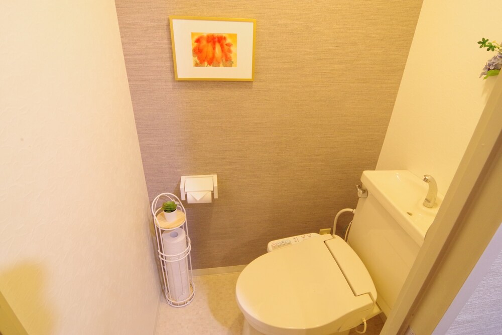 Dotonbori Higashi Art Hotel