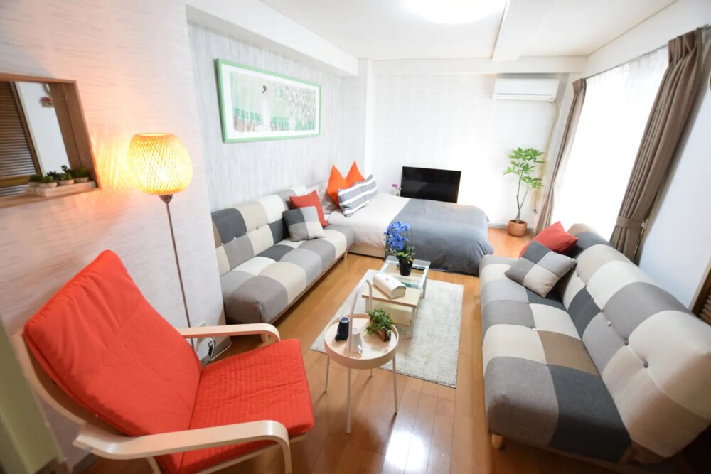 Dotonbori Higashi Art Hotel