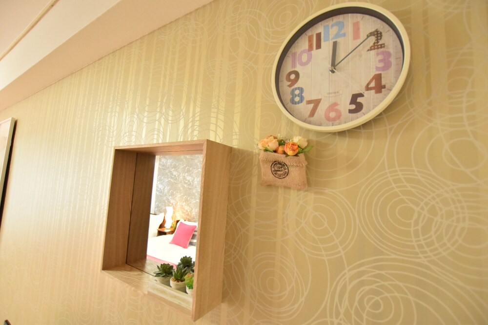 Dotonbori Higashi Art Hotel