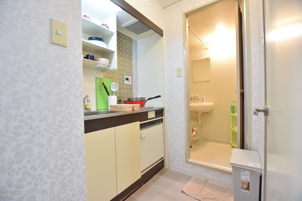 Dotonbori Higashi Art Hotel