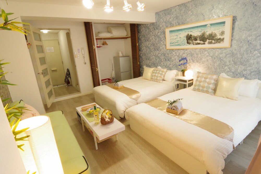 Dotonbori Higashi Art Hotel