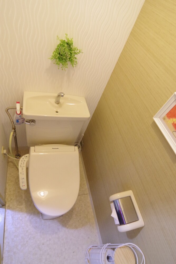 Dotonbori Higashi Art Hotel