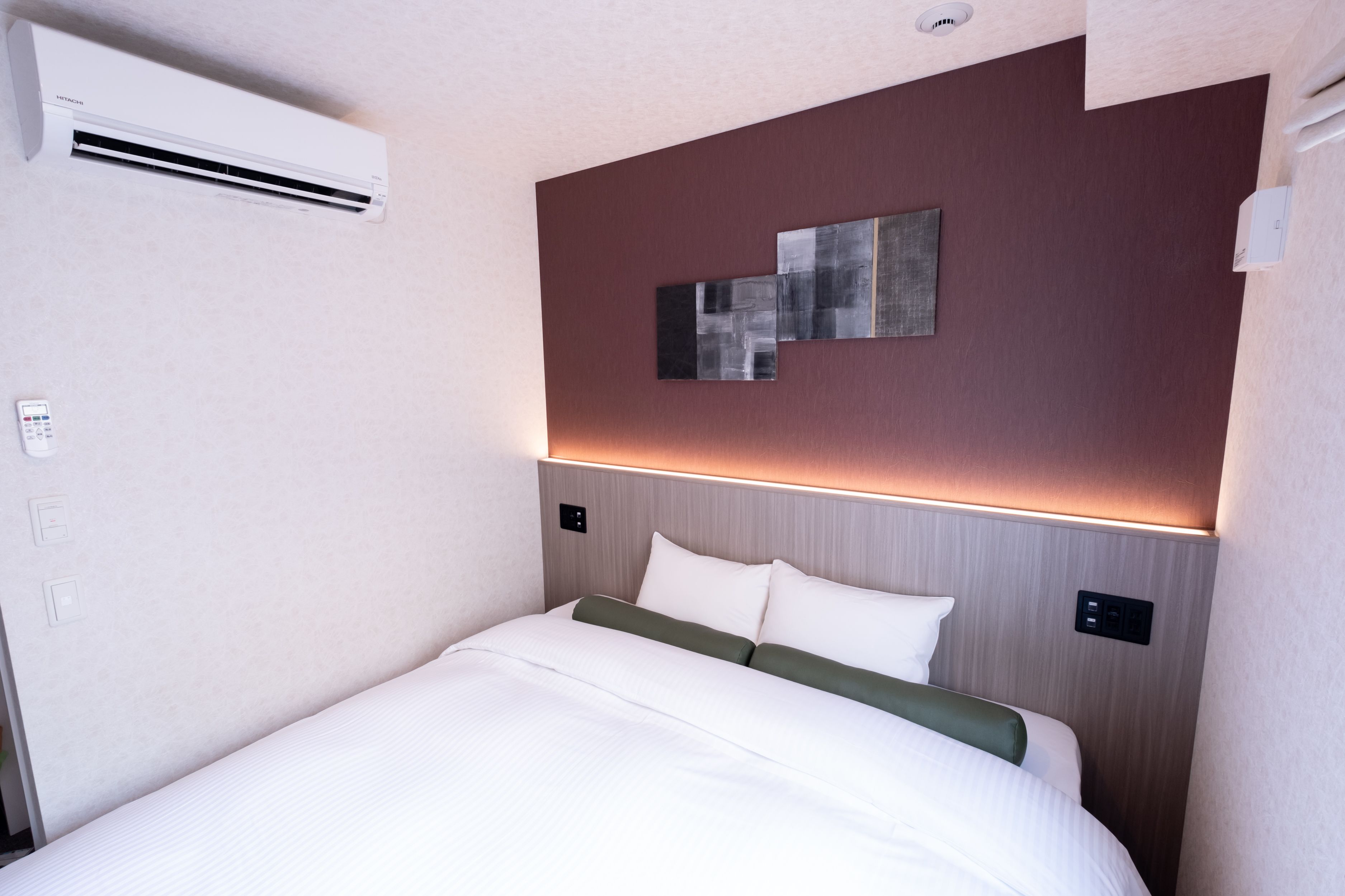 Doutonbori Crystal Hotel IV