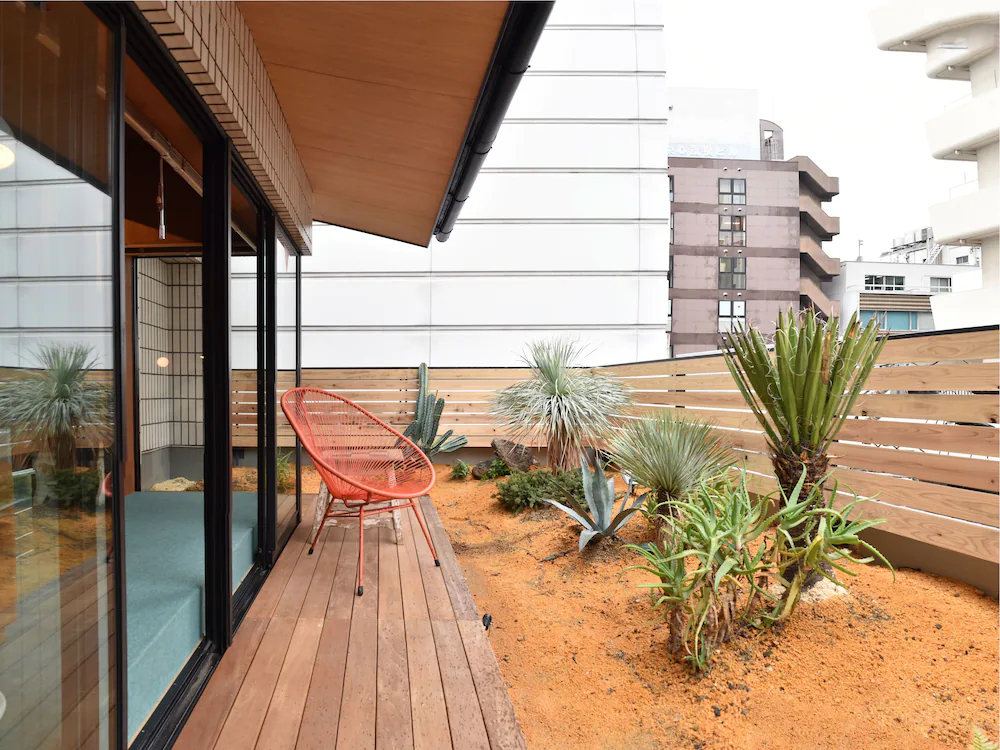 Earthmans Amemura
