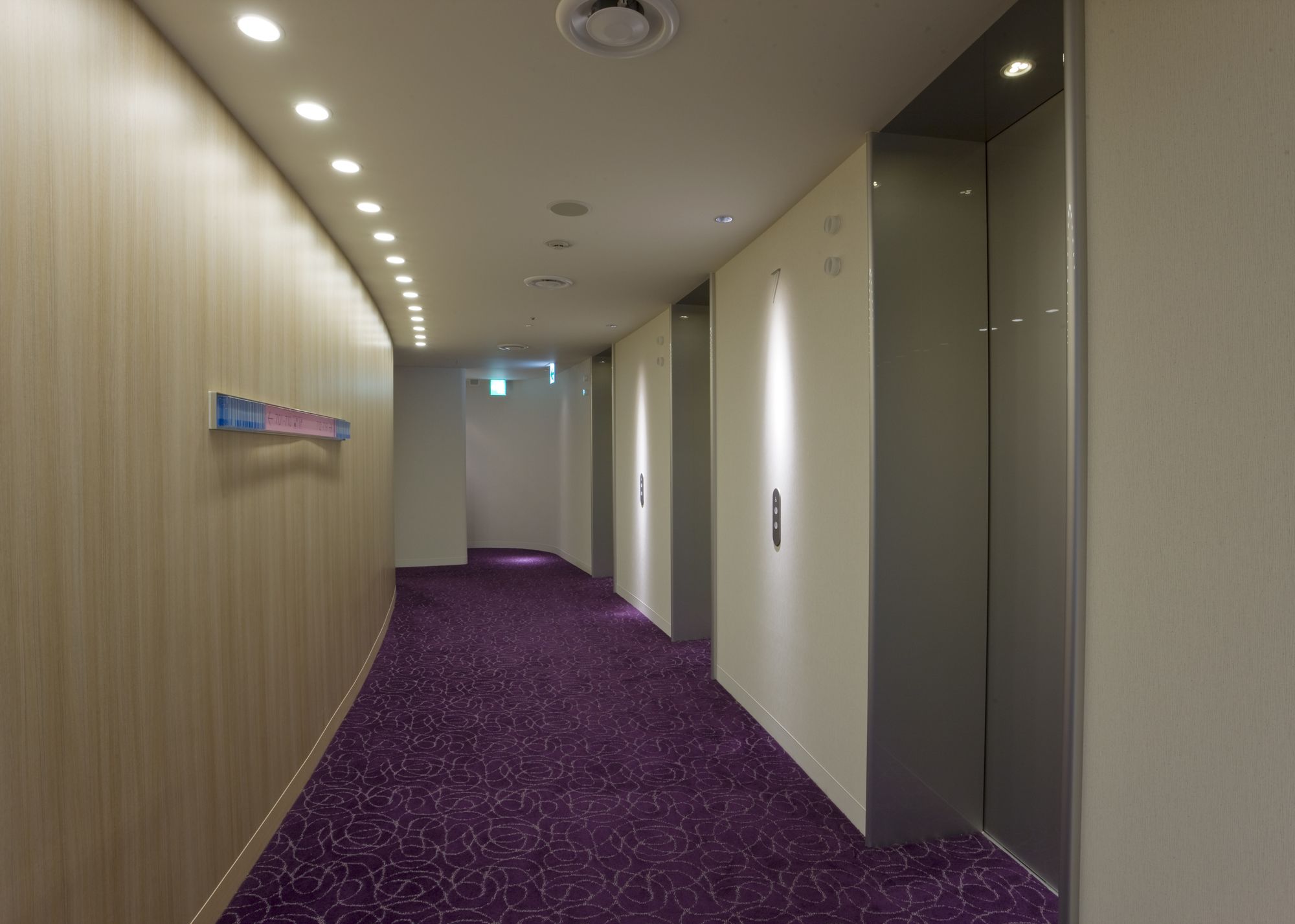 Elsereine Osaka