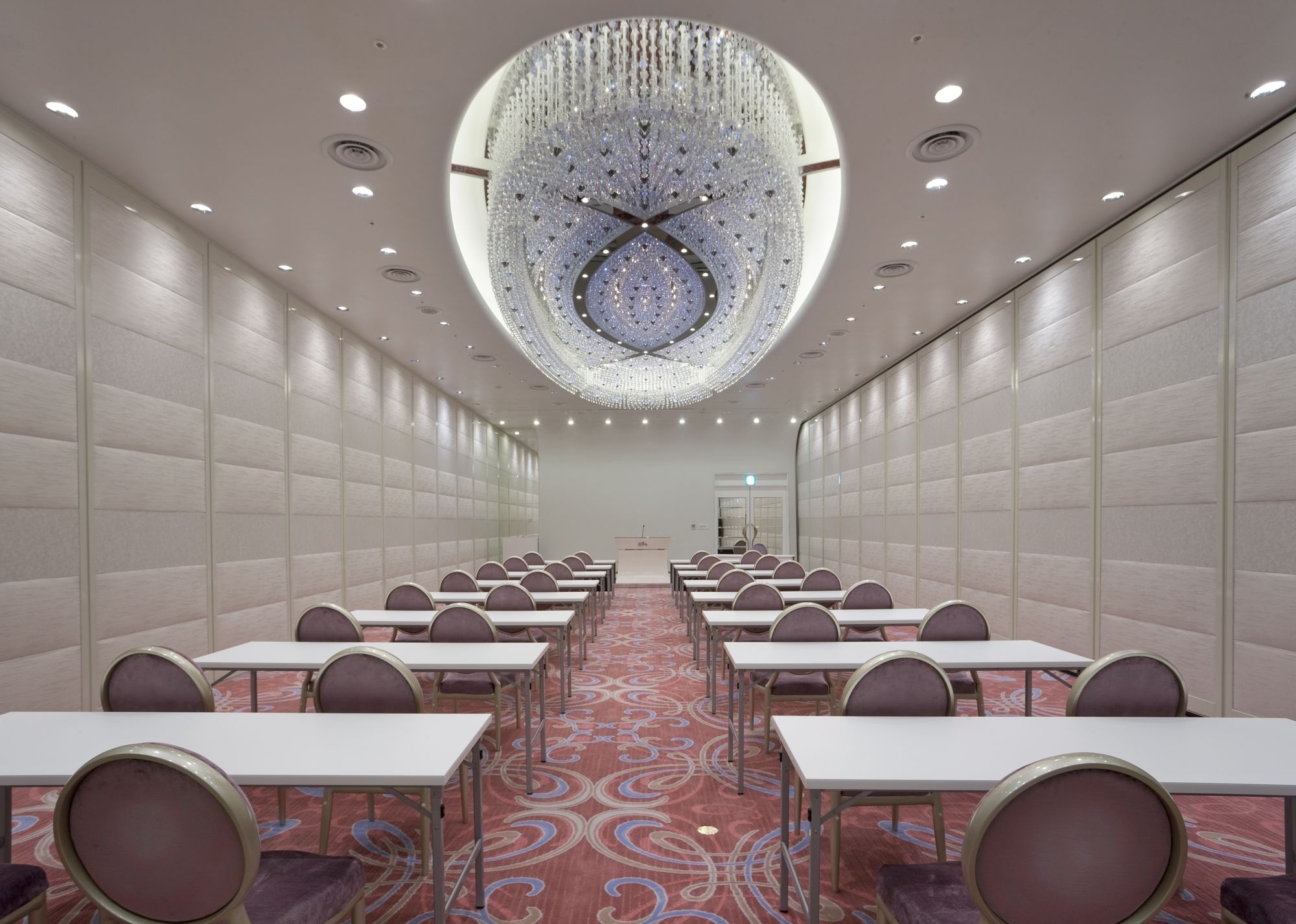 Elsereine Osaka