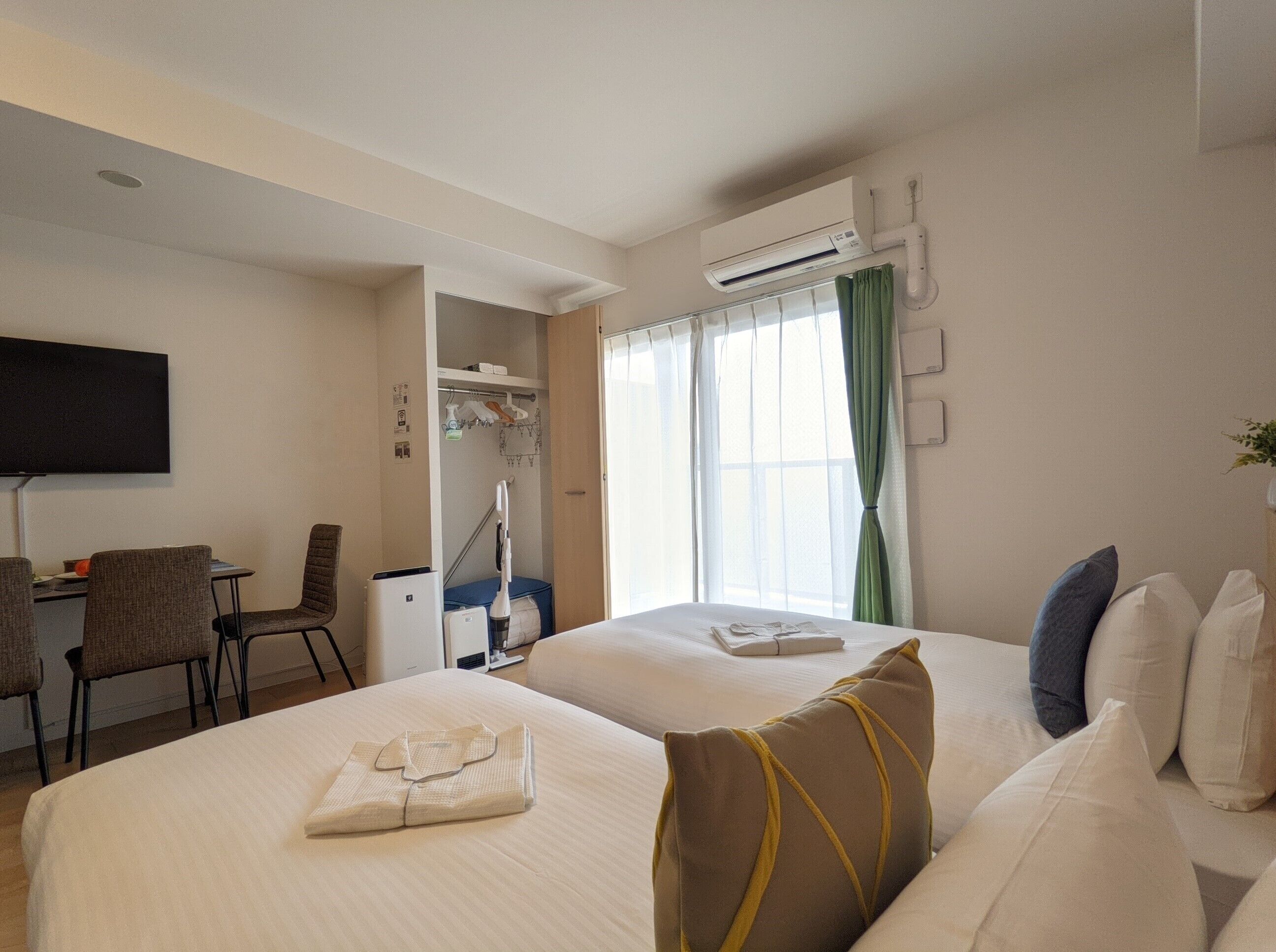 Eslead Hotel Namba South 1