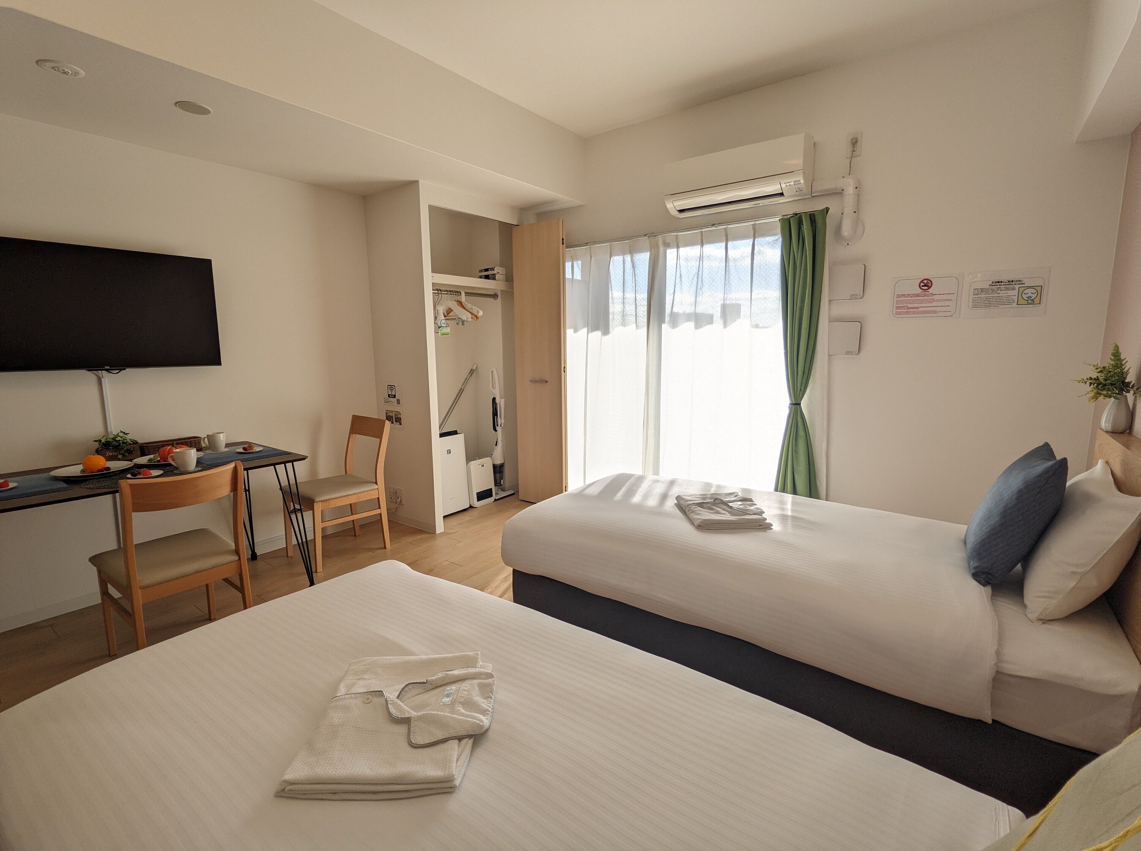 Eslead Hotel Namba South 1