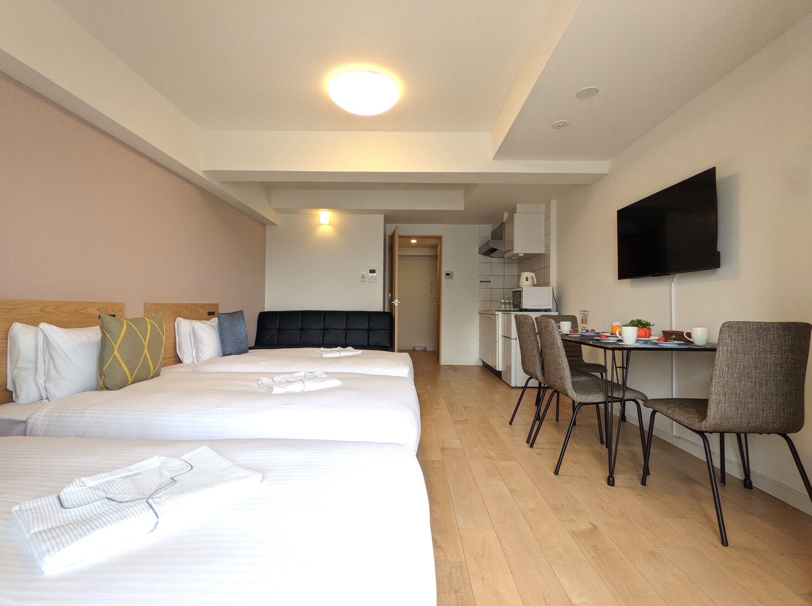Eslead Hotel Namba South 1