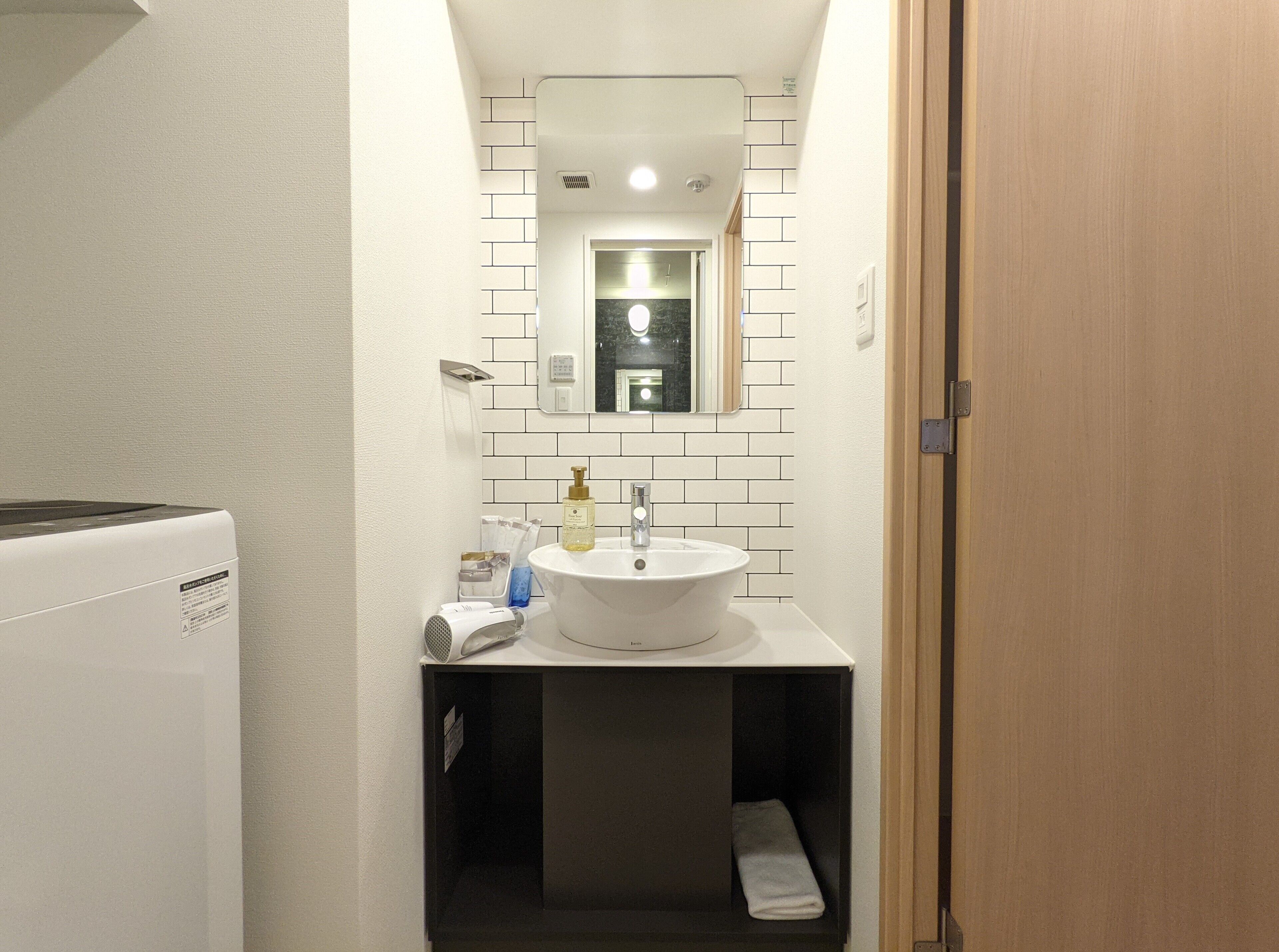 Eslead Hotel Namba South 1