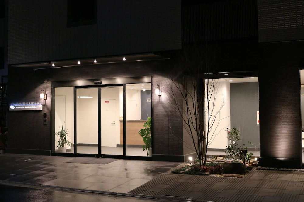Floral Hotel Sakaisuji Honmachi