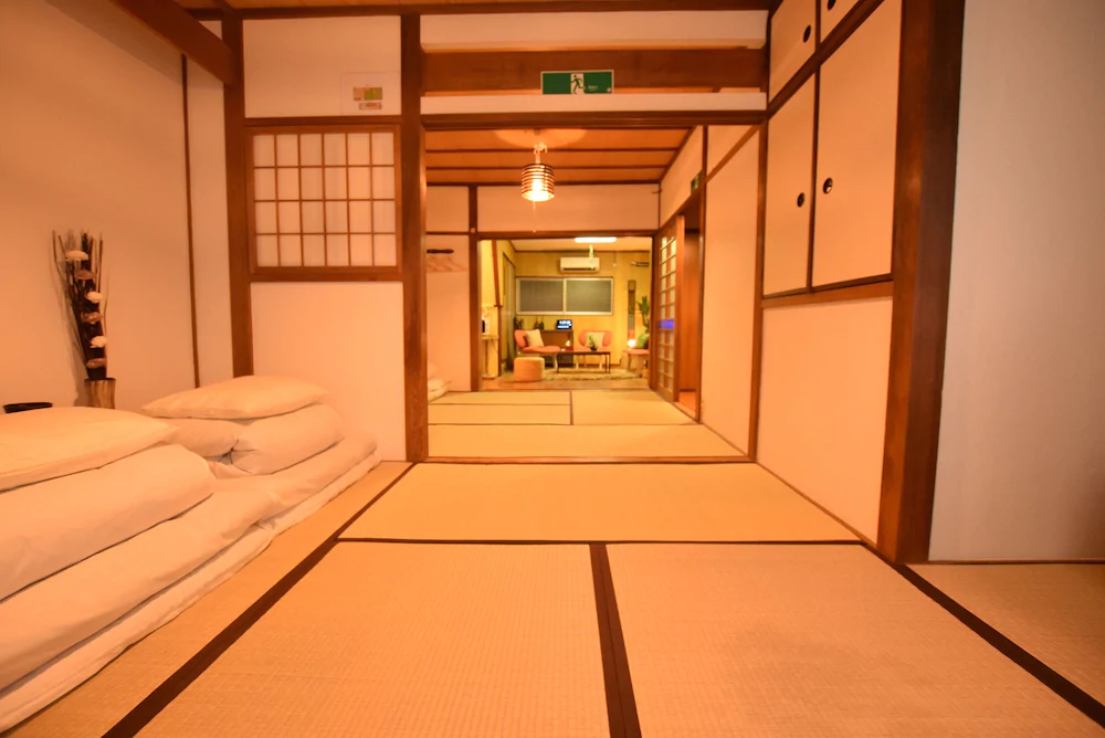 Goraku House Osaka