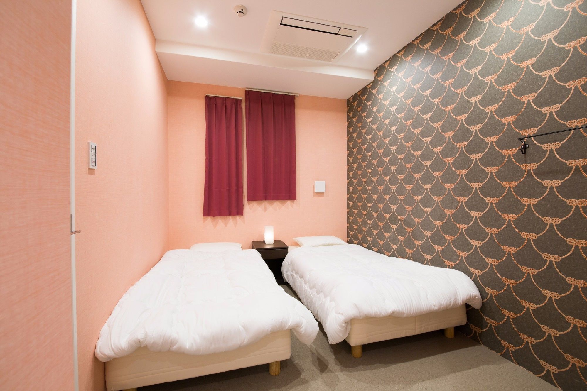 Hostel Hangout Namba Nipponbashi
