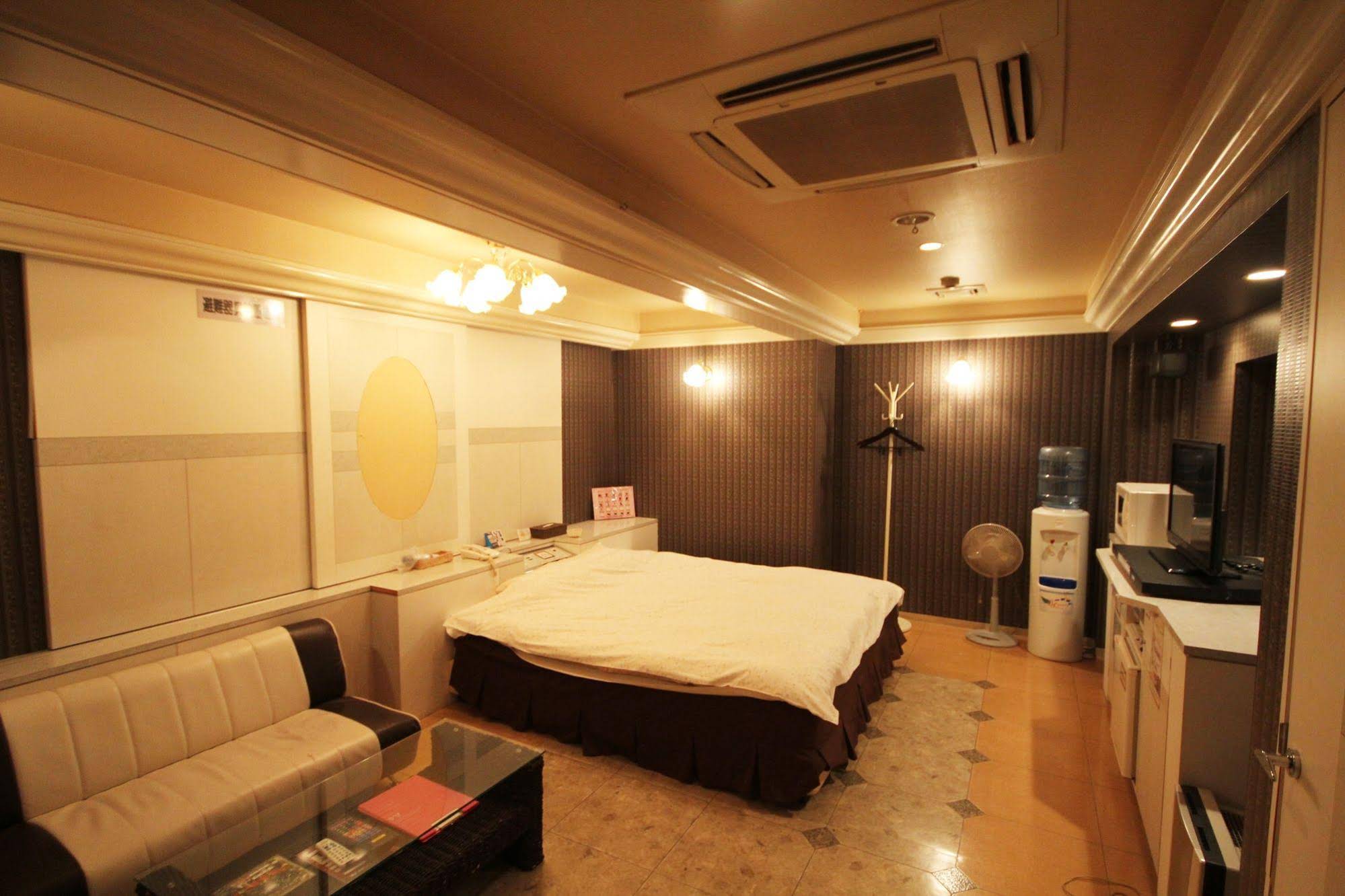 HOTEL an - Adult Only