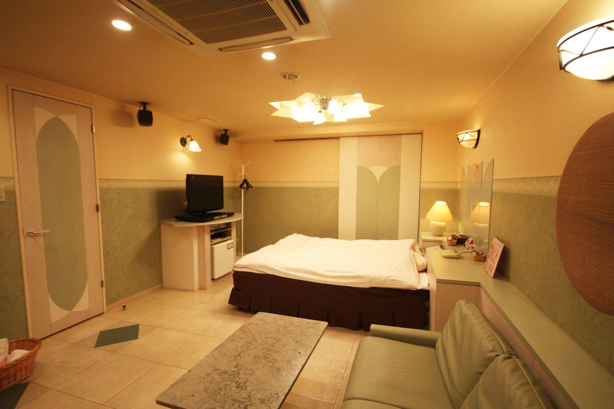 HOTEL an - Adult Only