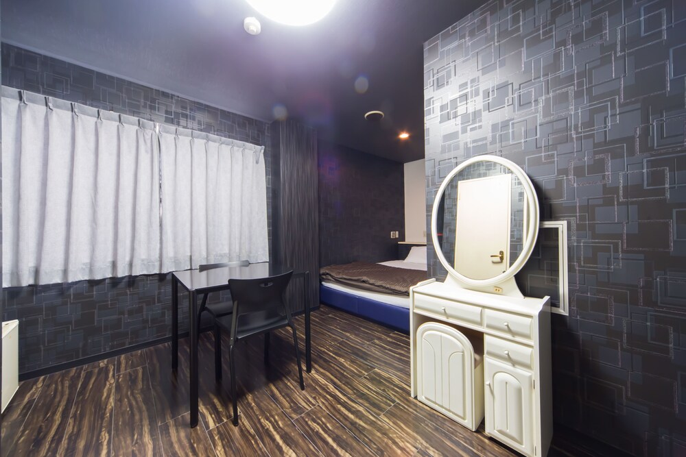 Hotel Blue