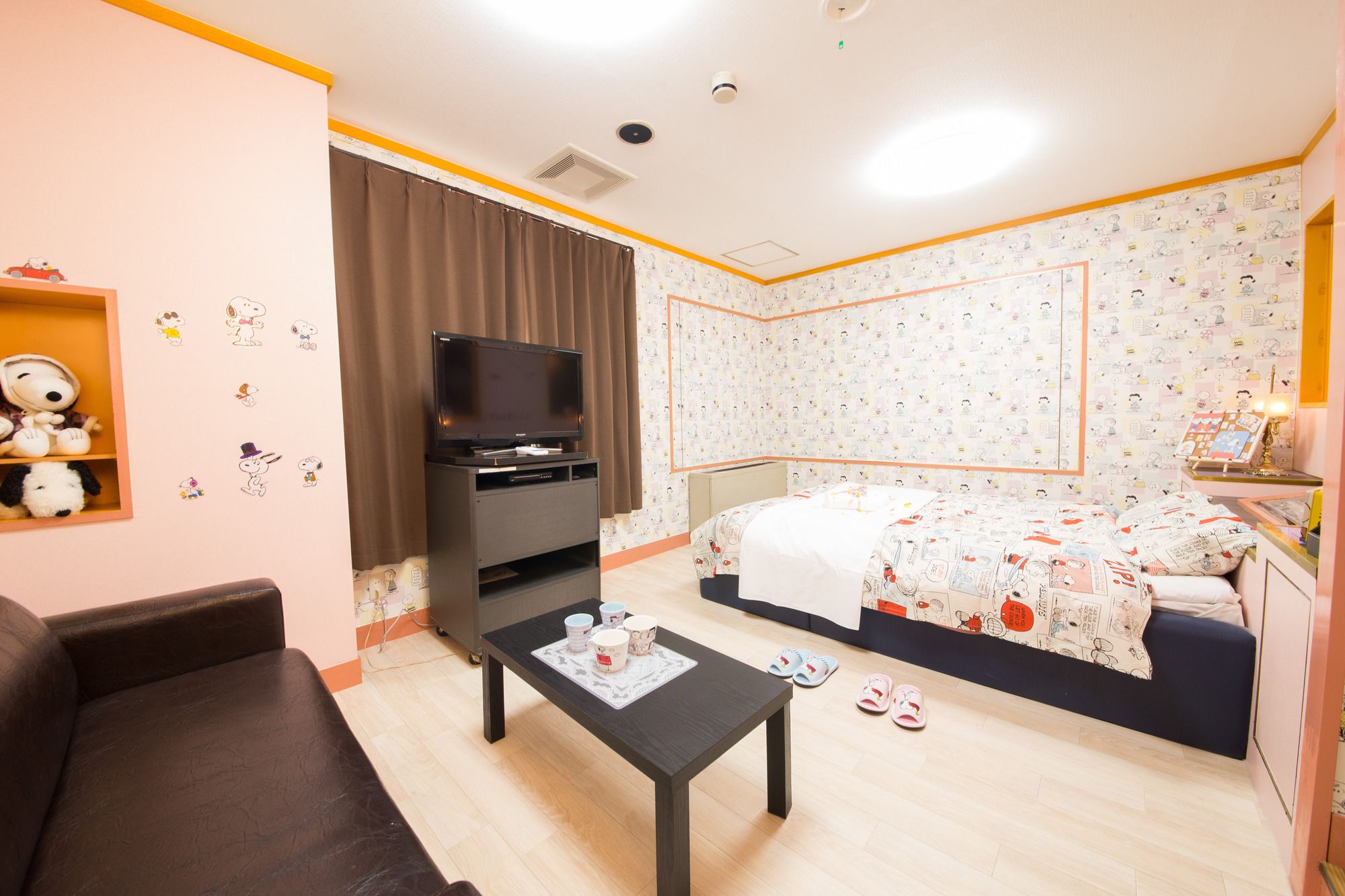 Hotel Candy Hall