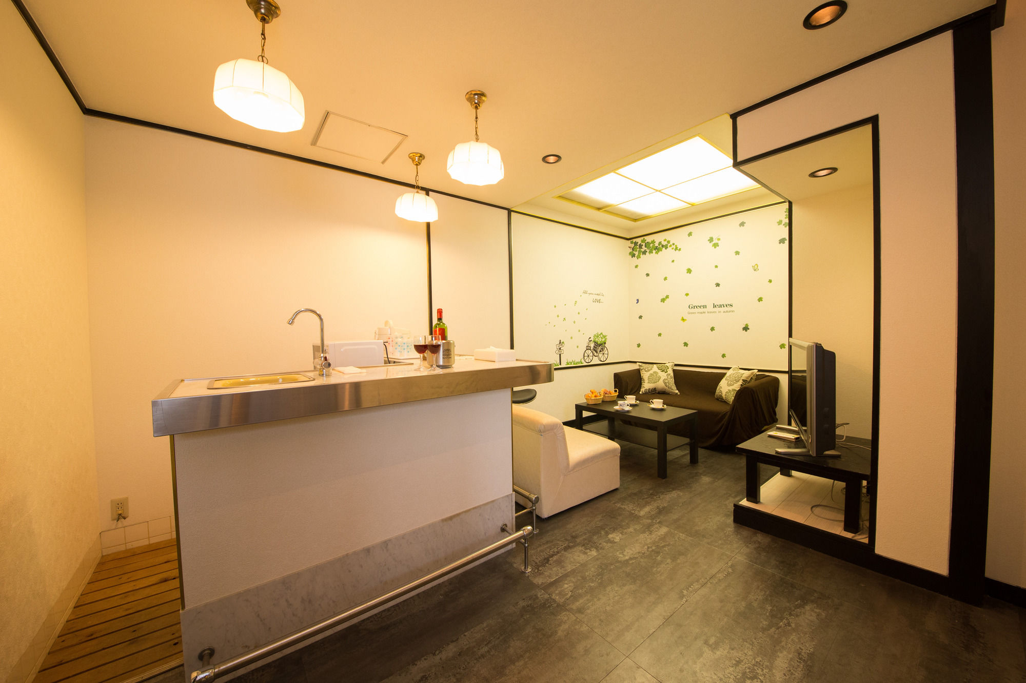 Hotel Candy Hall