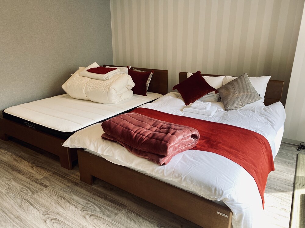 Hotel ffosaka.com