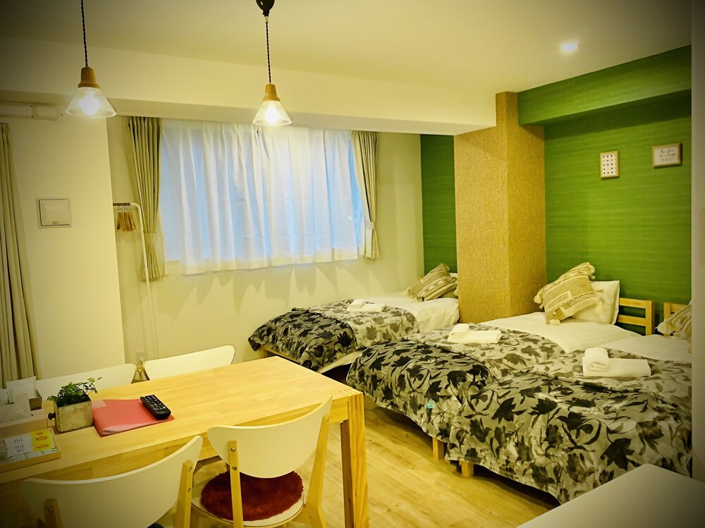 Hotel ffosaka.com