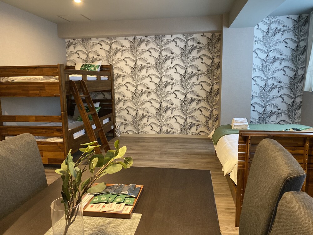 Hotel ffosaka.com