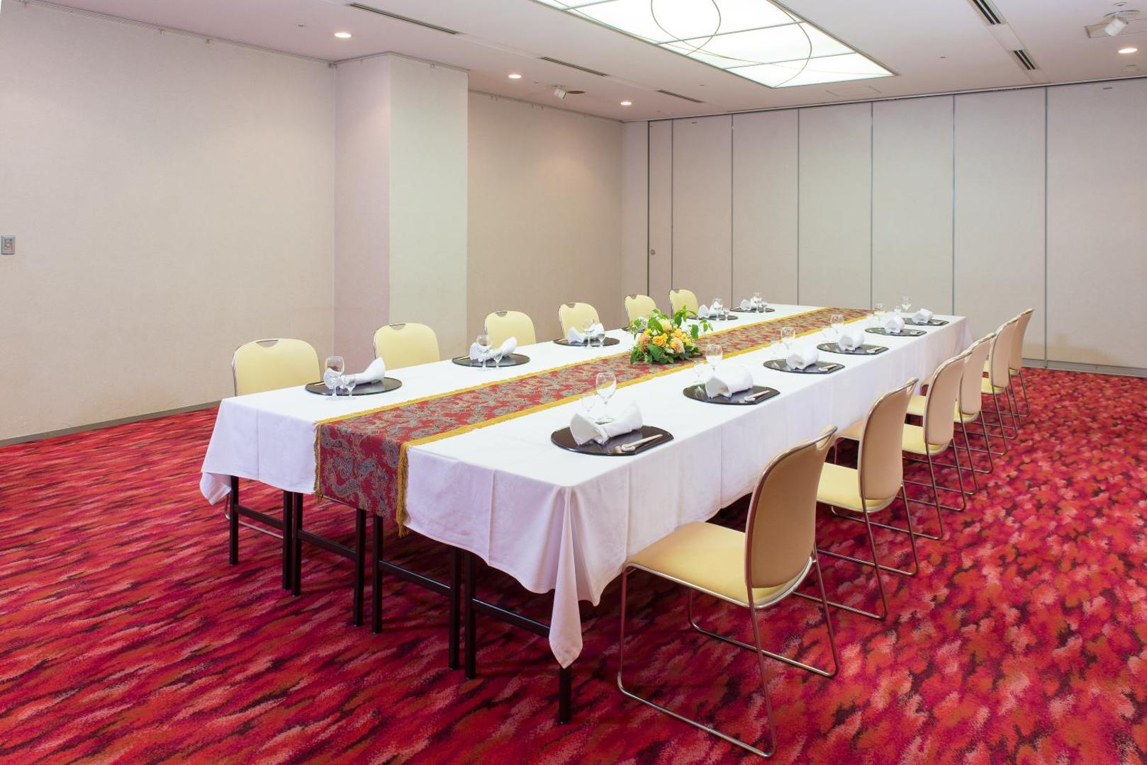 Hotel Keihan Kyobashi Grande
