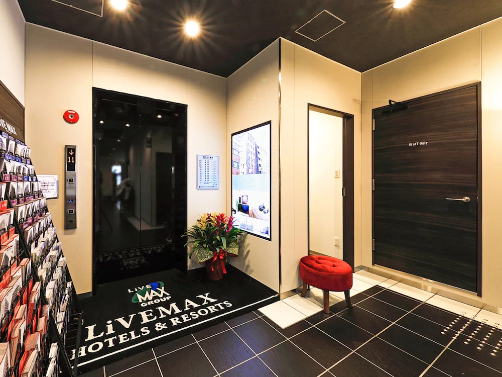 Hotel Livemax Shinsaibashi East