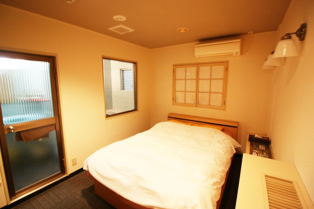 Hotel Muse Osaka Adults Only