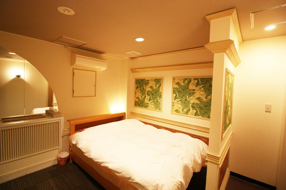 Hotel Muse Osaka Adults Only