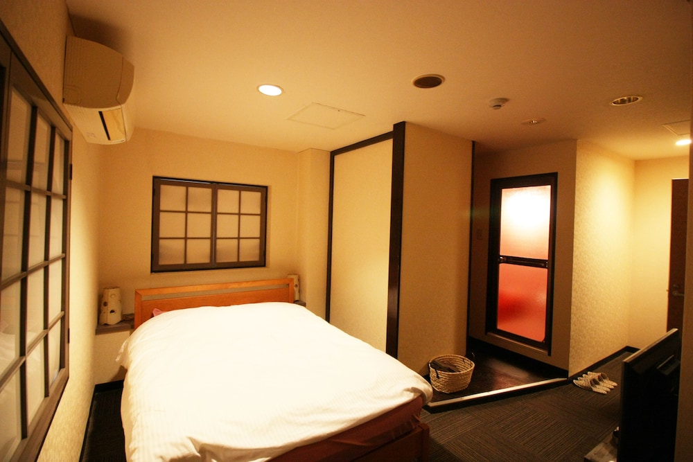 Hotel Muse Osaka Adults Only