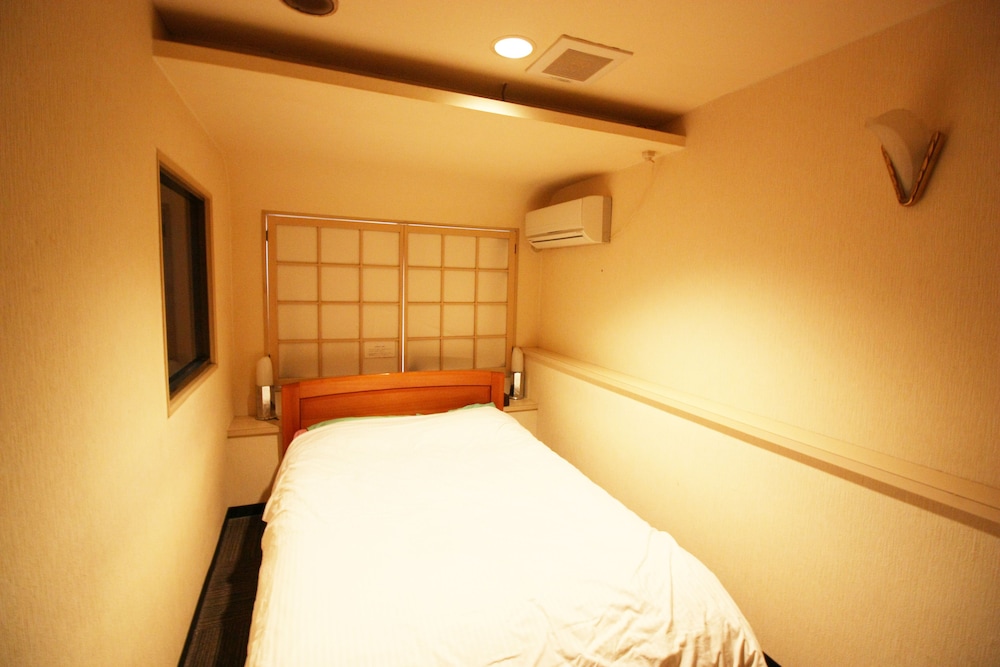 Hotel Muse Osaka Adults Only