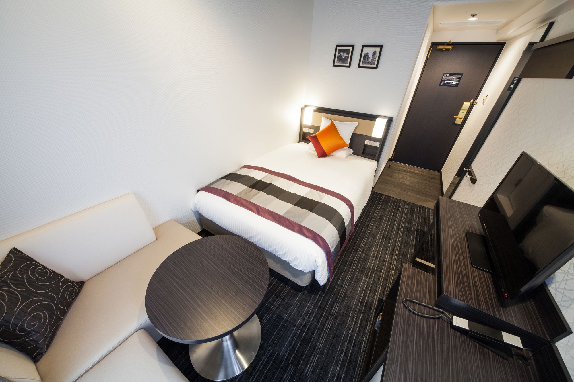 Hotel MyStays Shinsaibashi