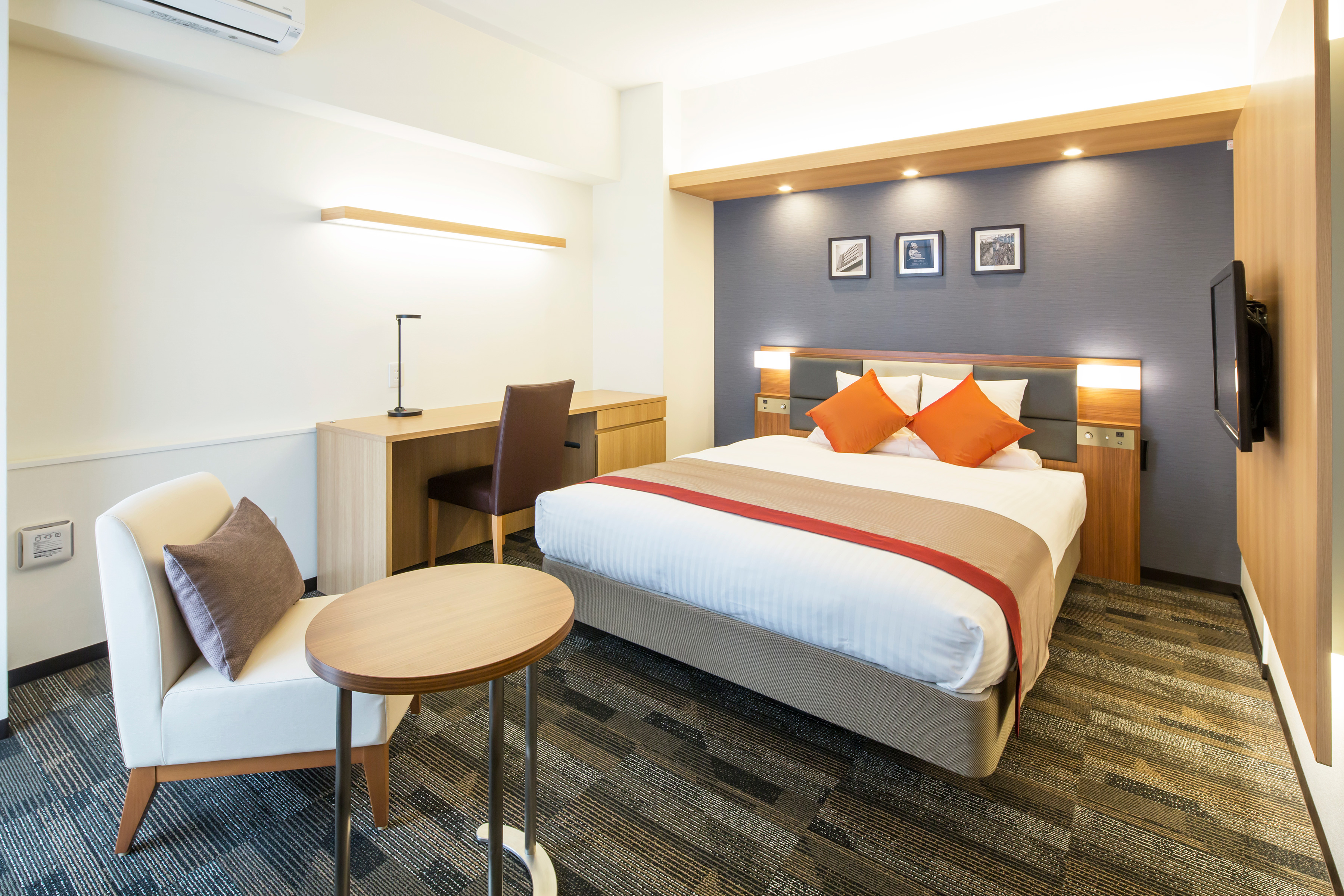 Floral Hotel East Shinsaibashi