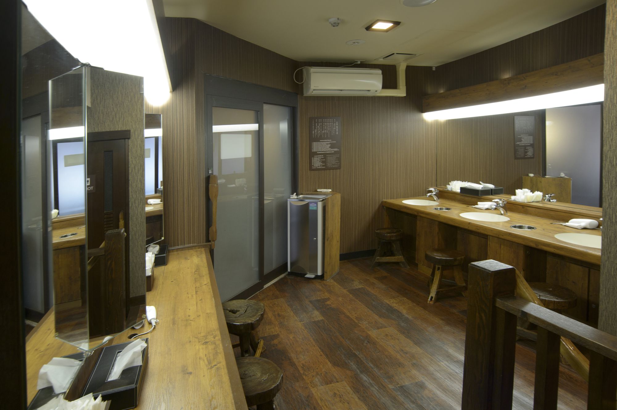Hotel Relief Namba Daikokucho