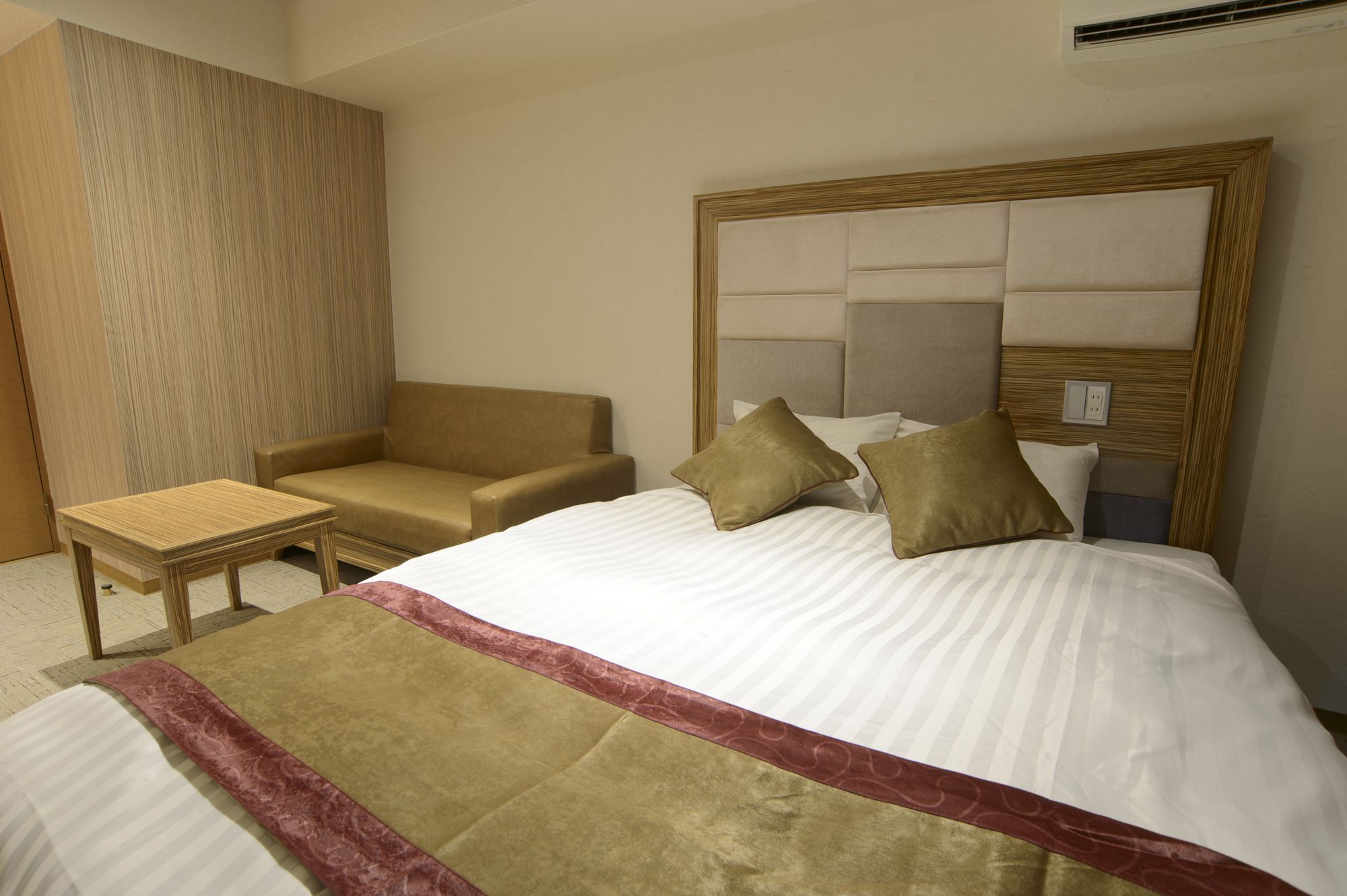 Hotel Relief Namba Daikokucho