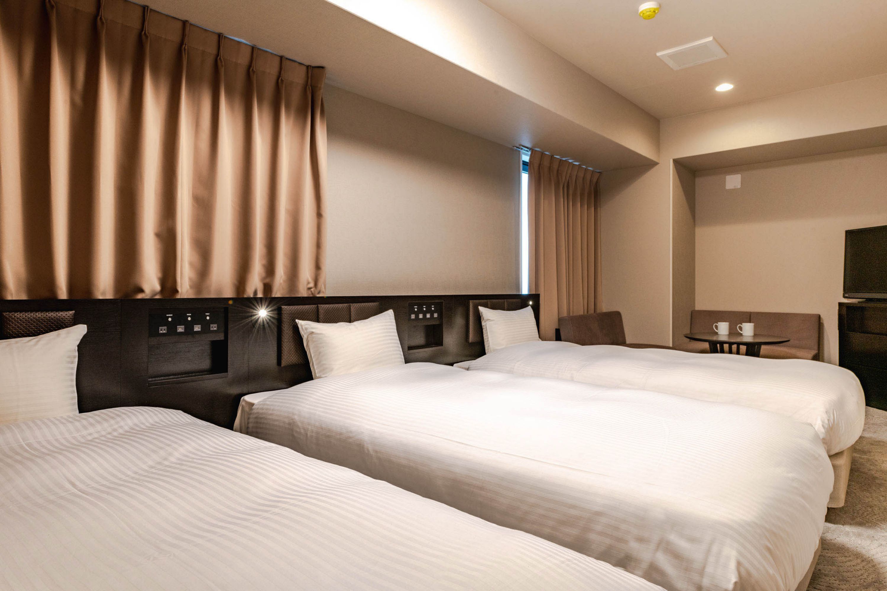 Hotel WBF Shin-Osaka Skytower