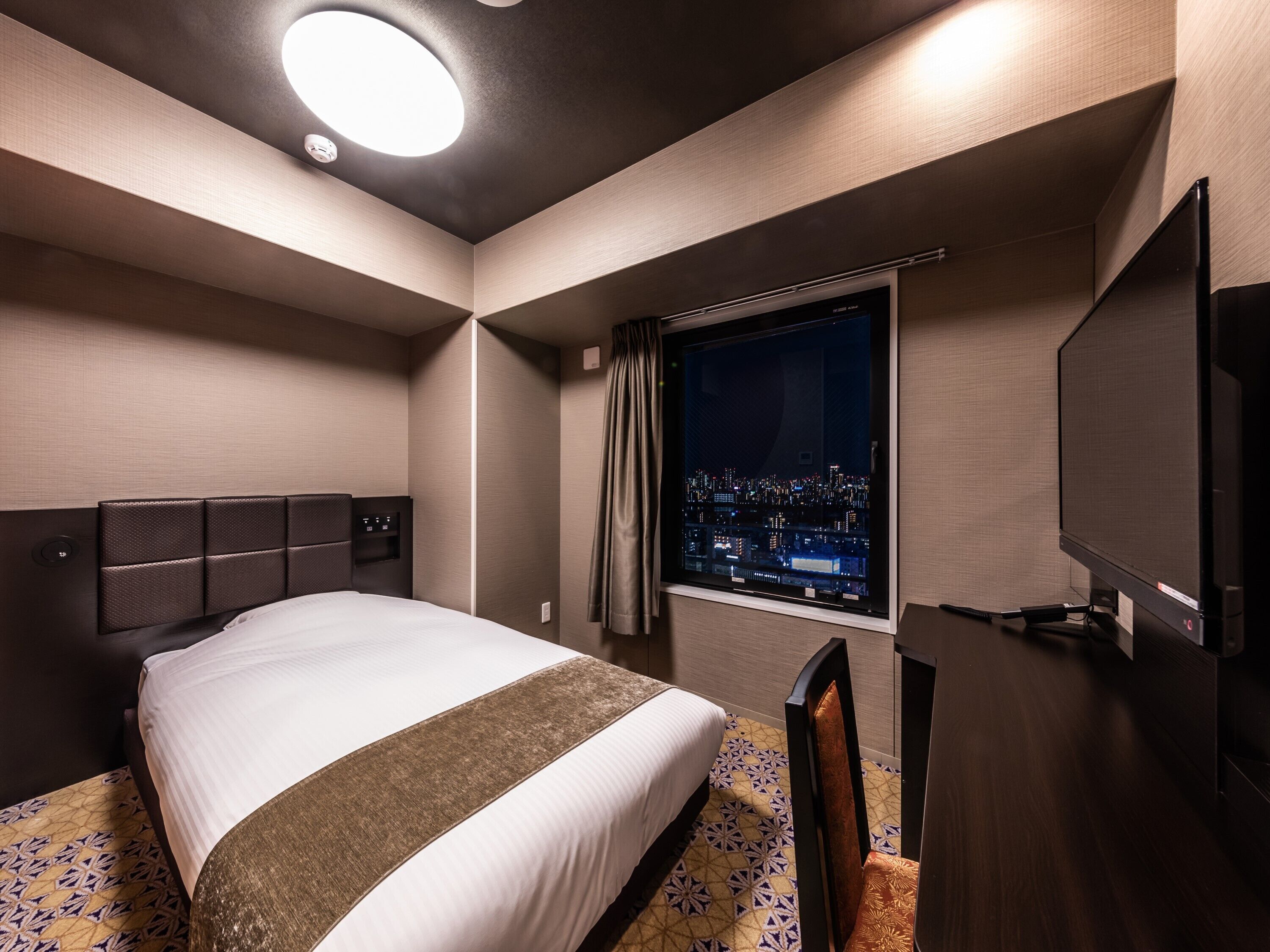Hotel WBF Shin-Osaka Skytower