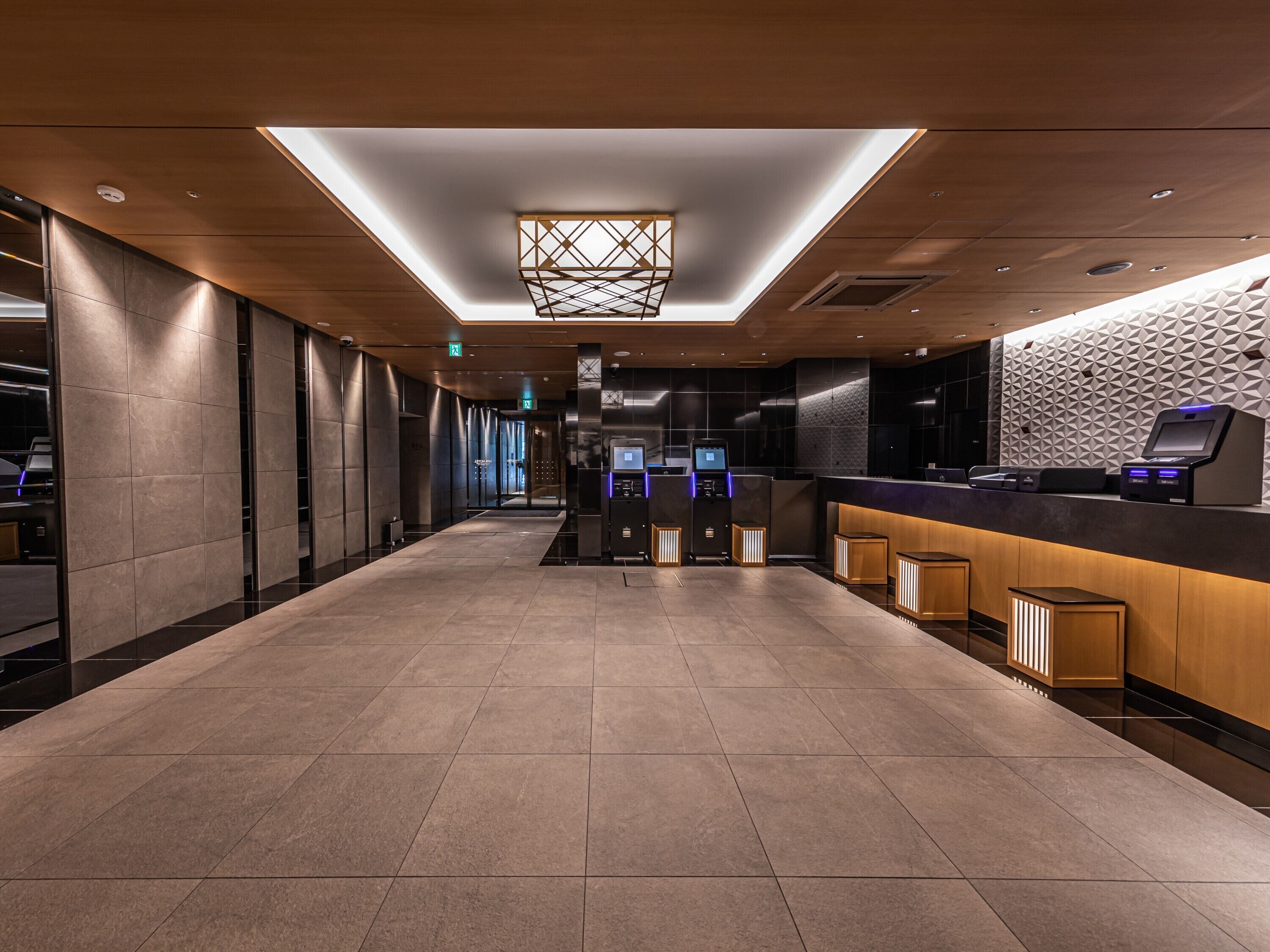 Hotel WBF Shin-Osaka Skytower
