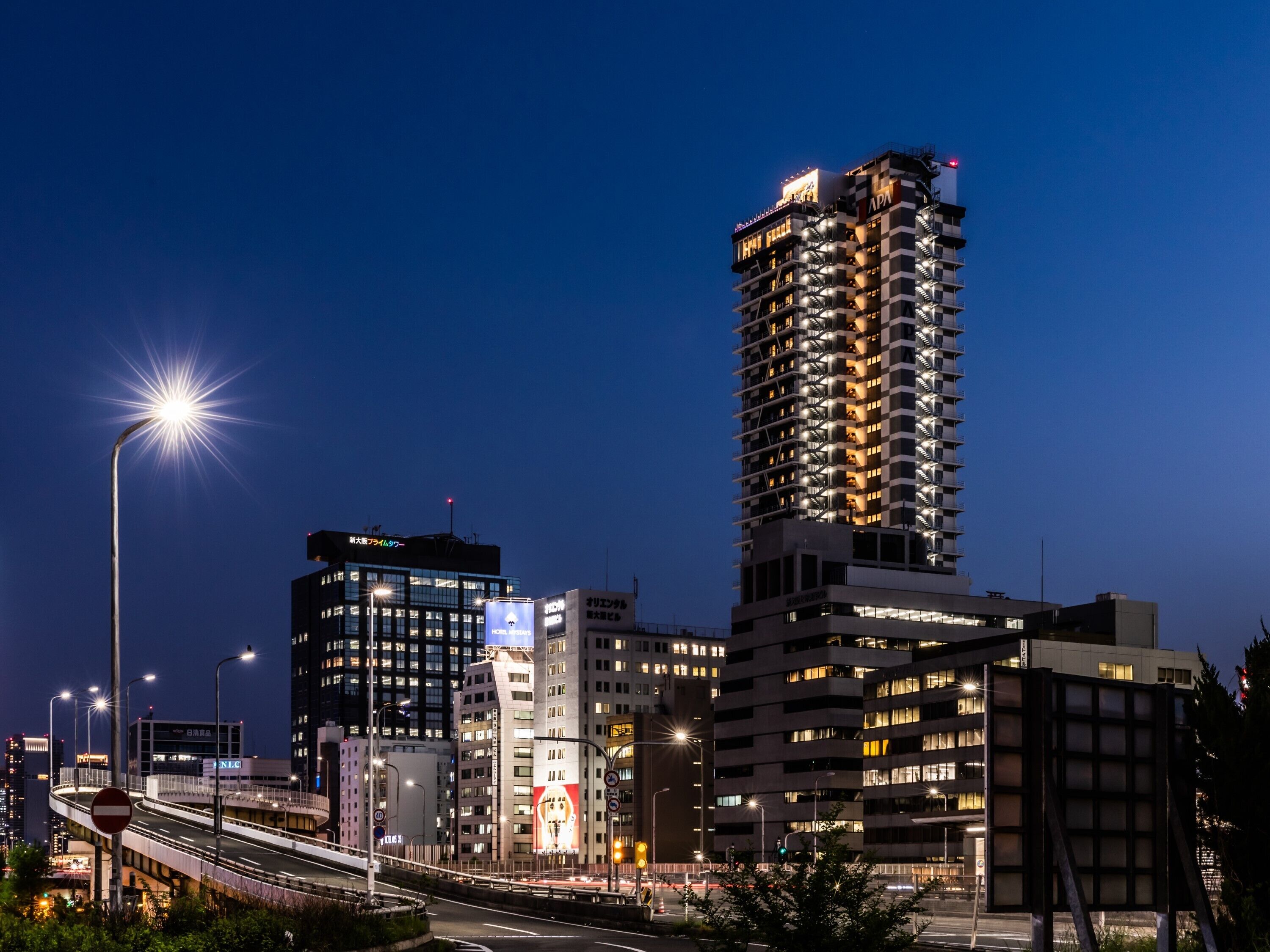 Hotel WBF Shin-Osaka Skytower