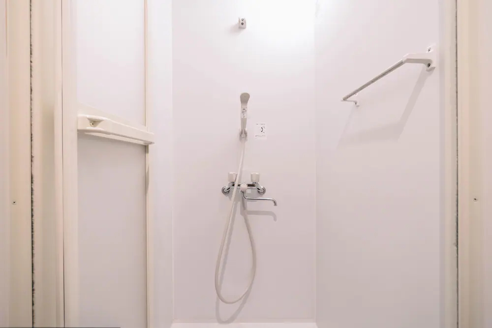 R Hostel Namba South