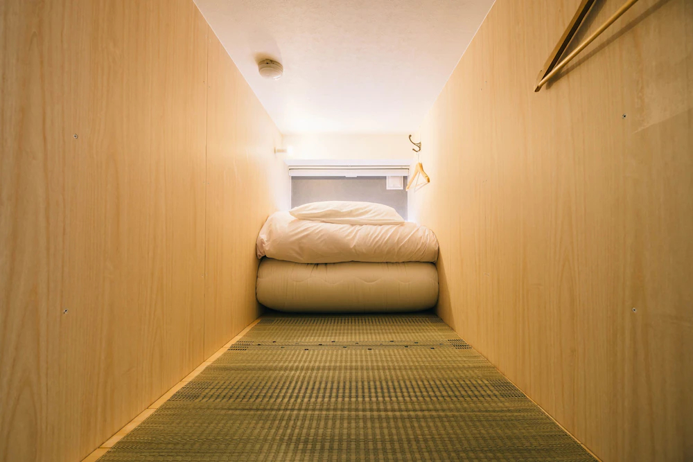 R Hostel Namba South