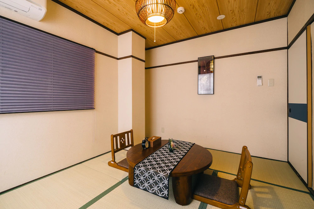 Ikidane House Osaka Shimanouch