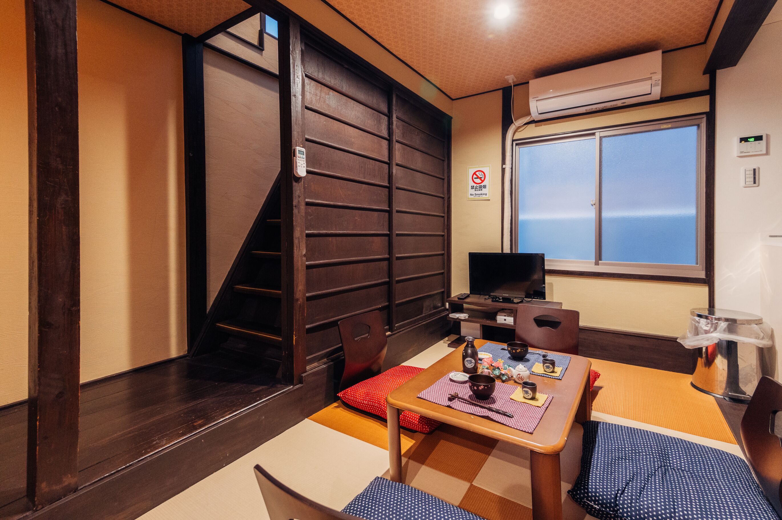 Local stay in Namba