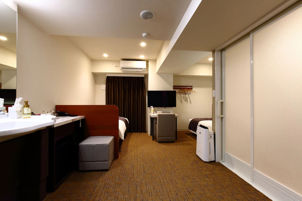 Luxcare Hotel
