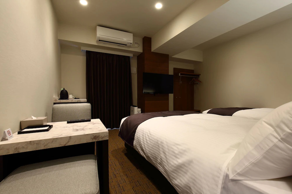 Luxcare Hotel