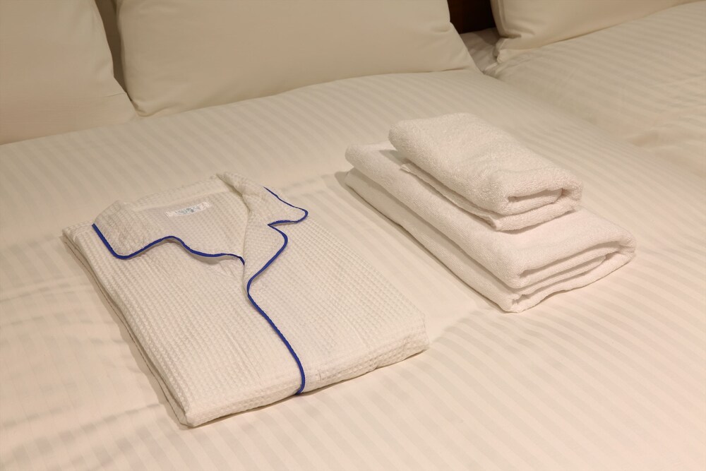 Luxcare Hotel