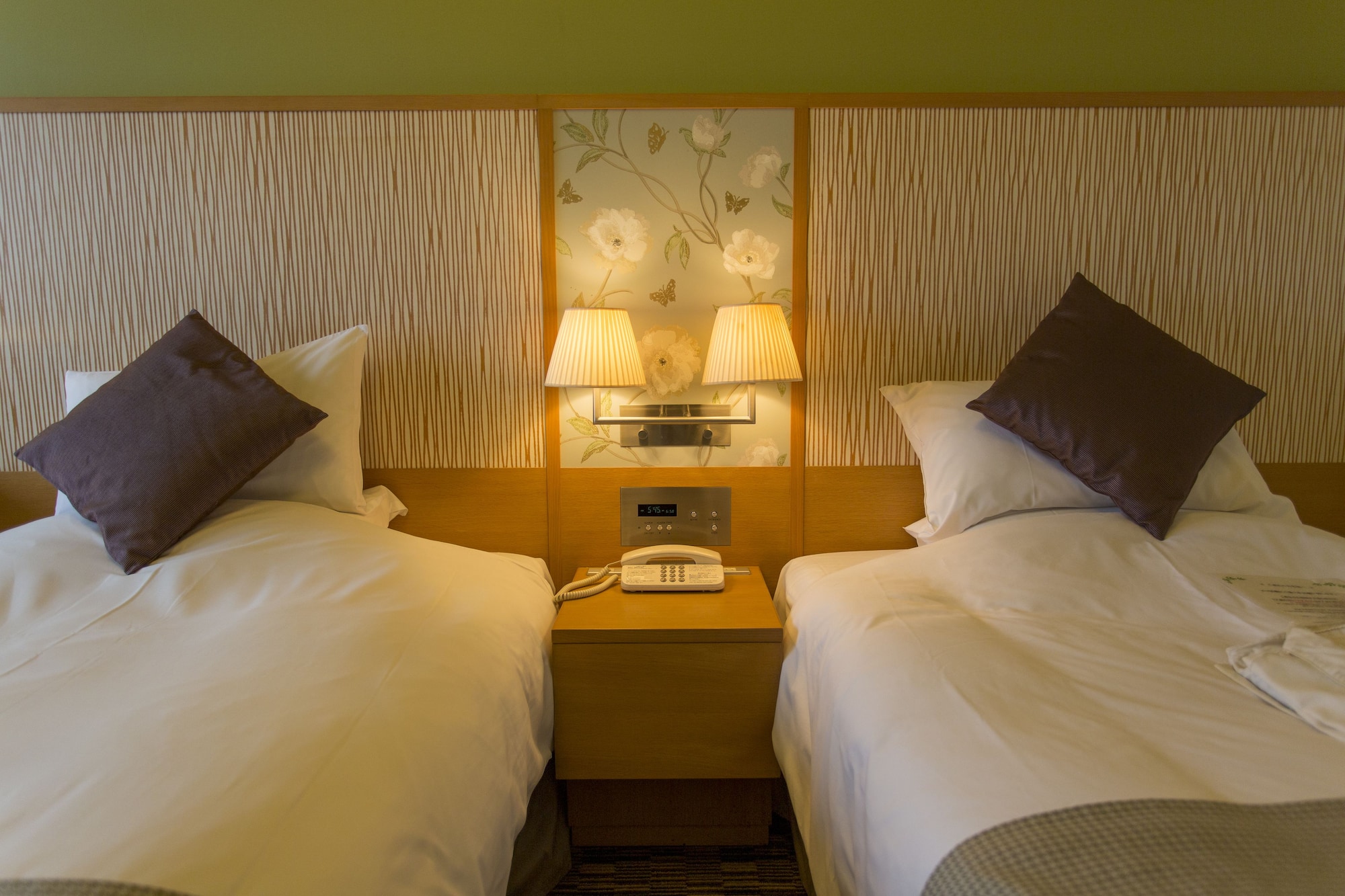 Monterey Grasmere